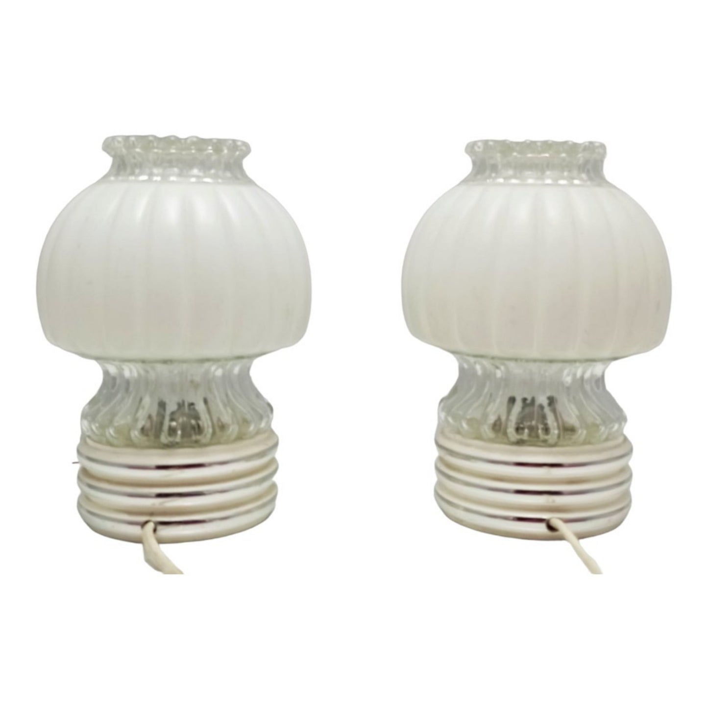Matching pair of 1950s Graewe glass bedside lamps