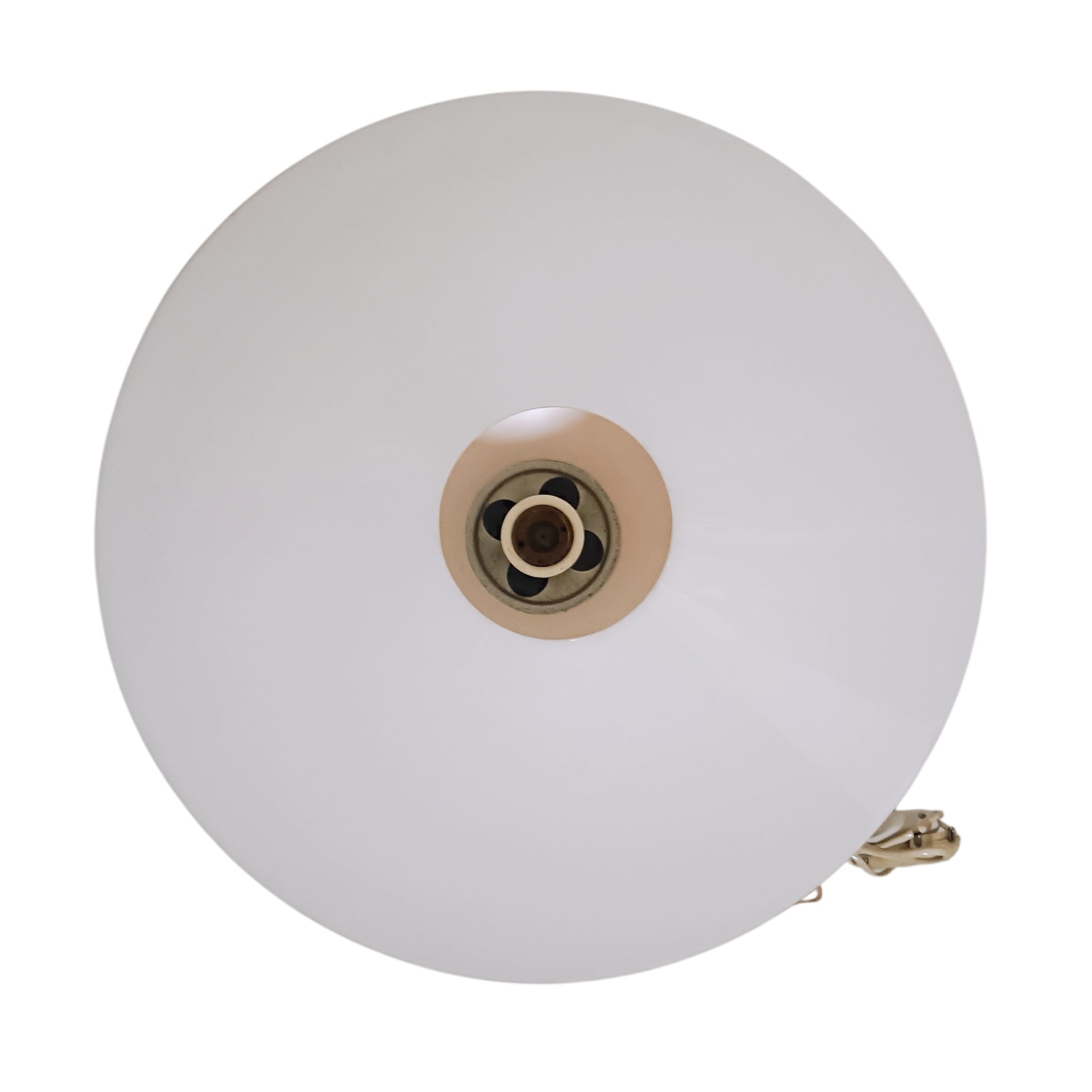 Top view of the white diffuser. 