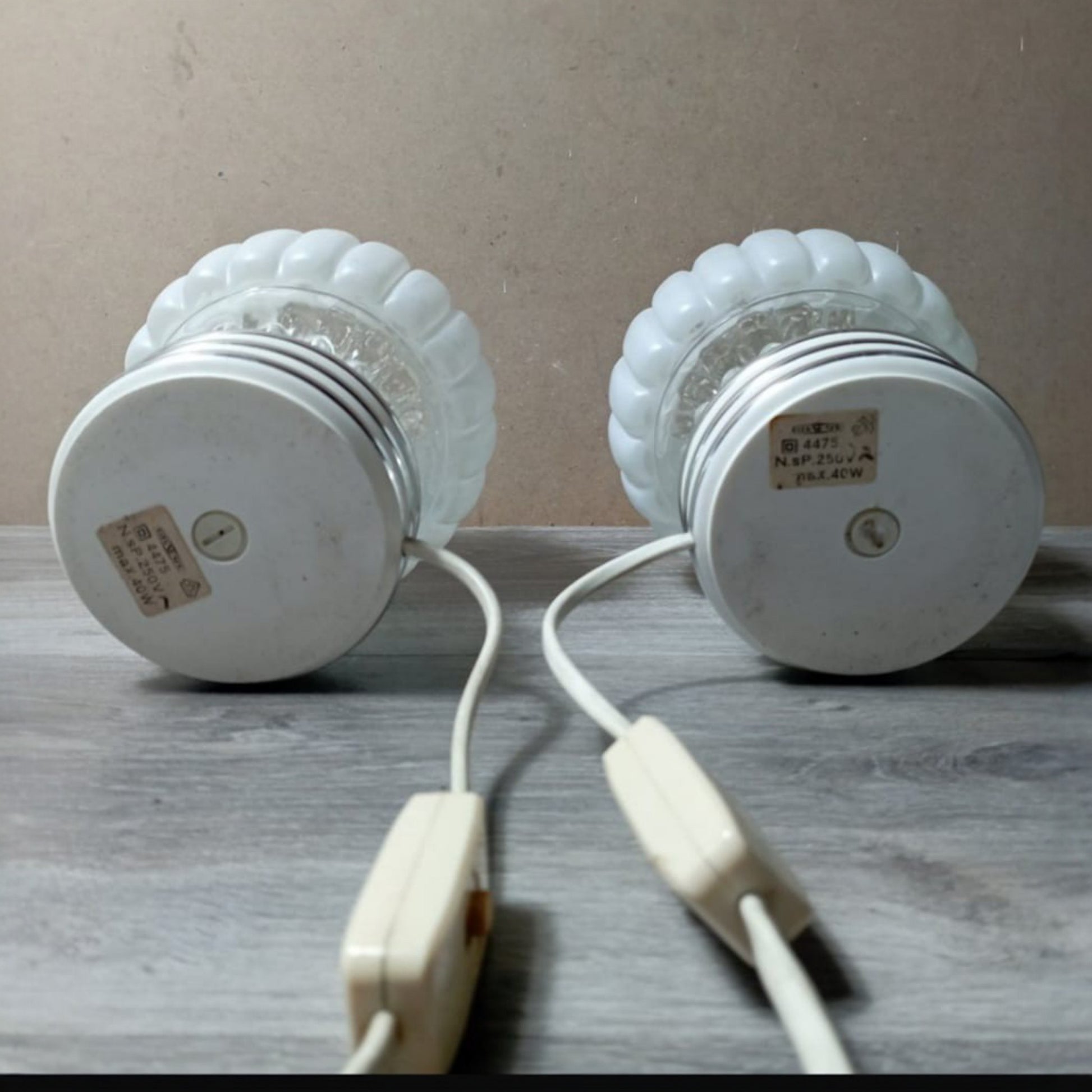 Base detail of Graewe vintage table lamps
