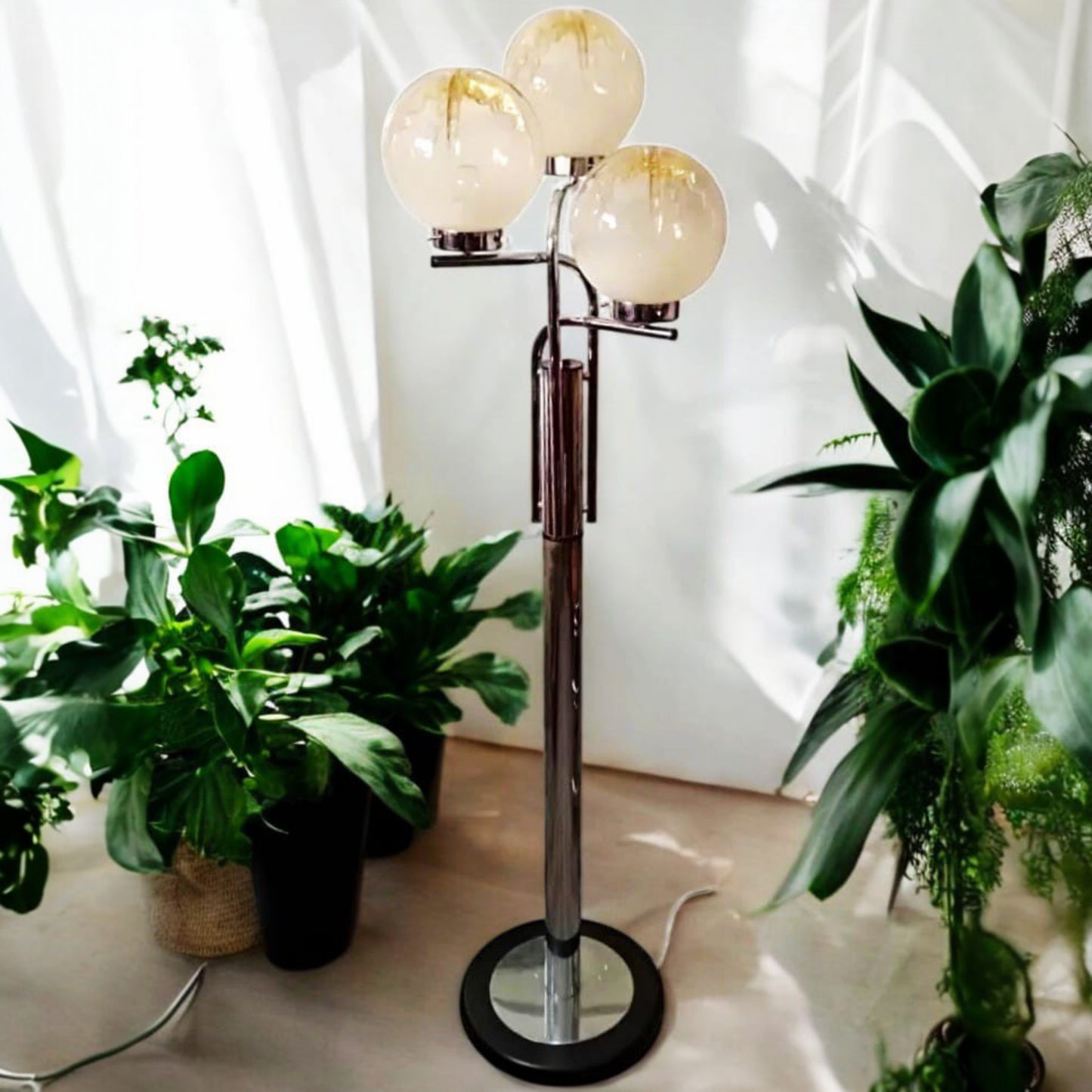 Italian Floor Lamp, 1970s, Attributed to Toni Zuccheri for Mazzega