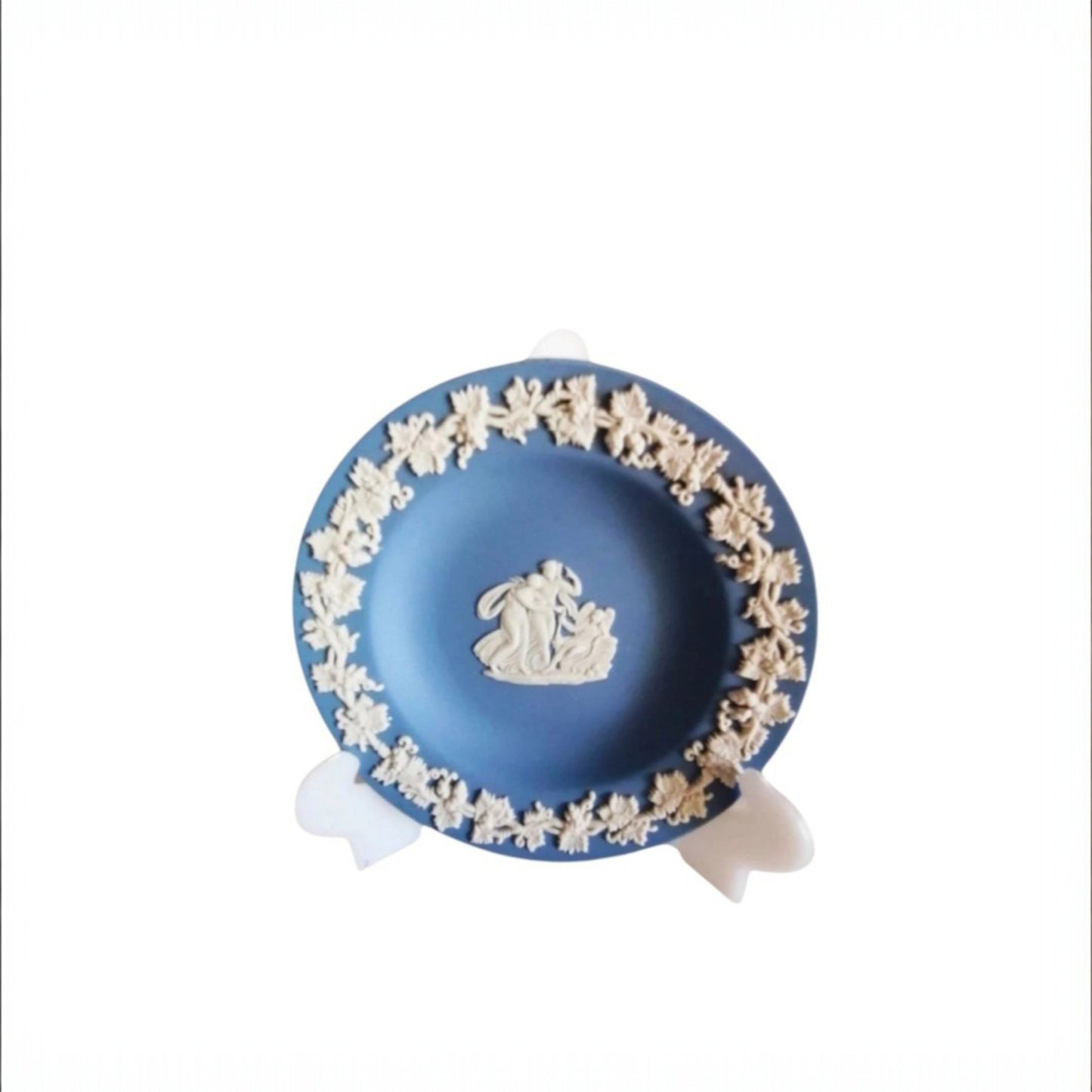 Wedgwood Jasperware Blue and White Decorative Plate