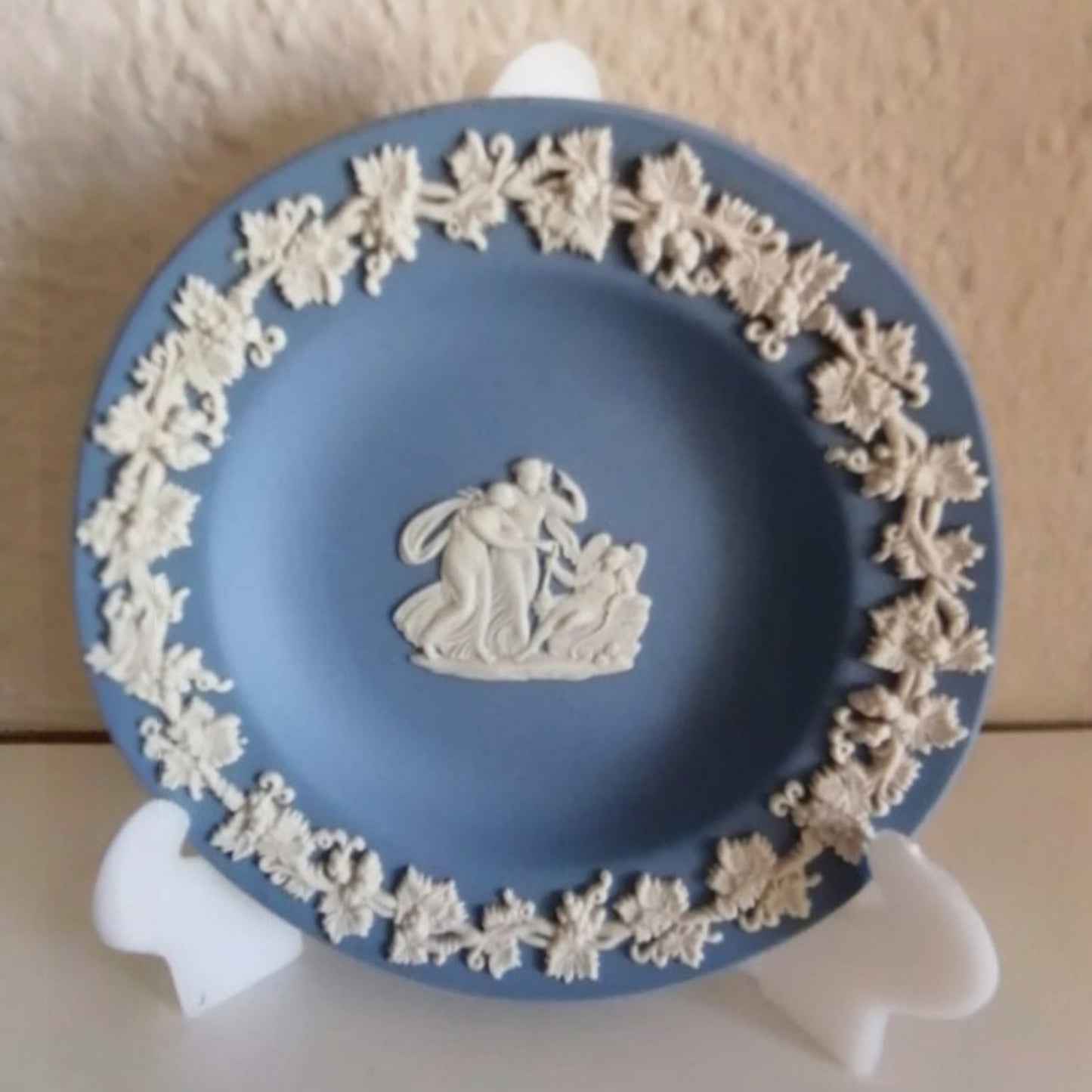 Wedgwood Jasperware Blue and White Decorative Plate