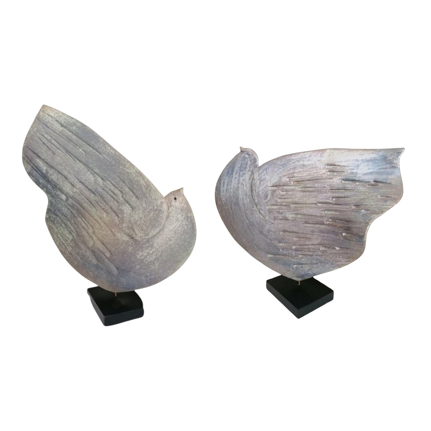 Pair of ceramic dove sculptures by Encarna Martín García on black wooden bases
