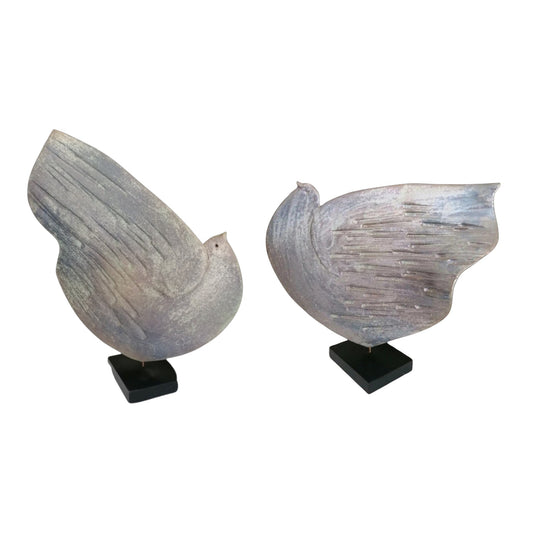 Pair of ceramic dove sculptures by Encarna Martín García on black wooden bases