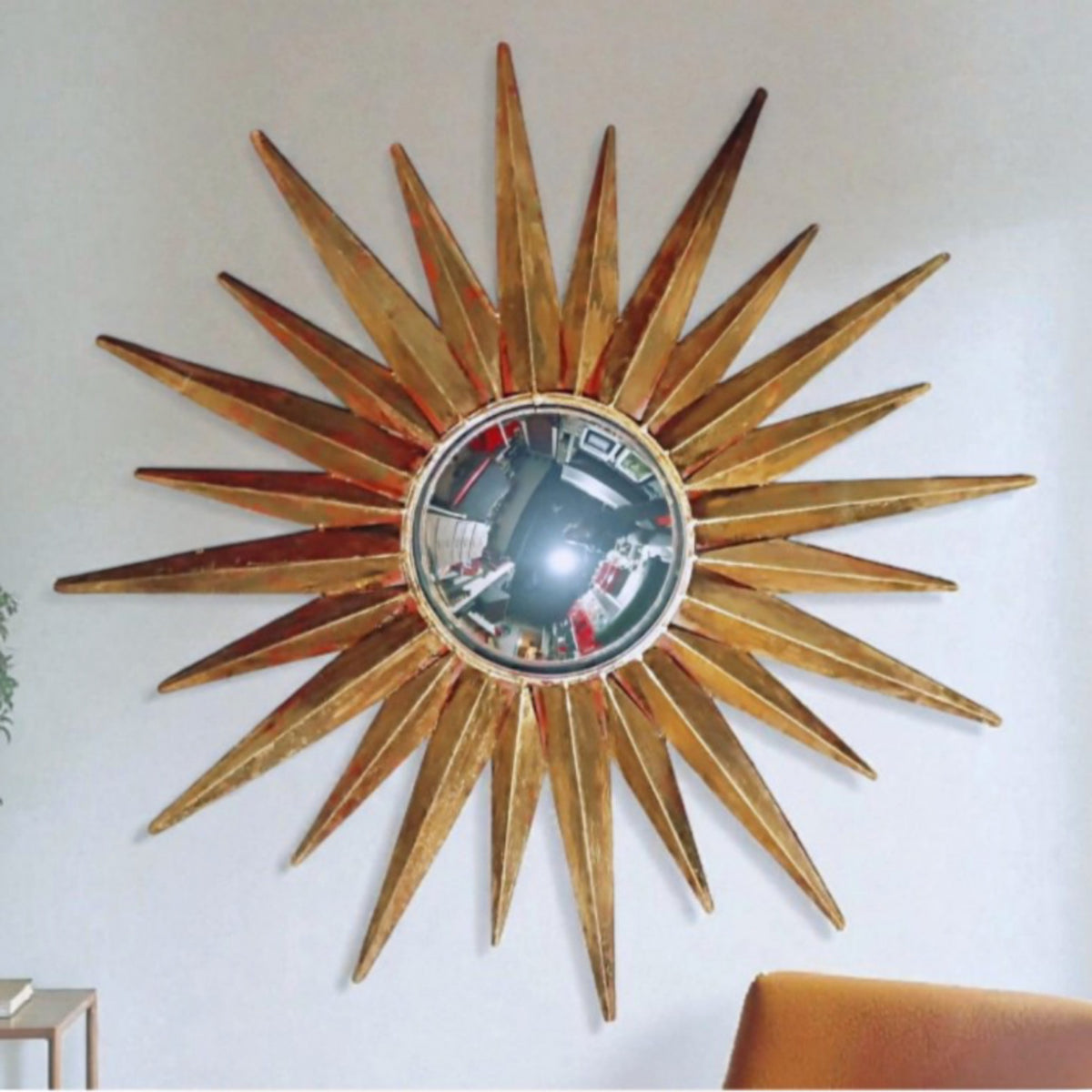 Espejo Convexo Vintage Sol Radiante en Metal Tono Dorado